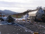 obrázek ke článku: Čelní střet dodávky s kamionem nepřežili oba řidiči